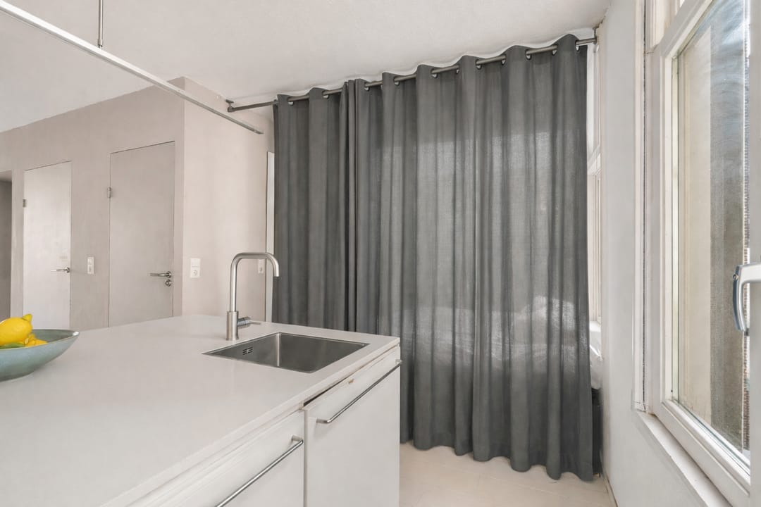 Foto 13 van Nassaukade 301-3