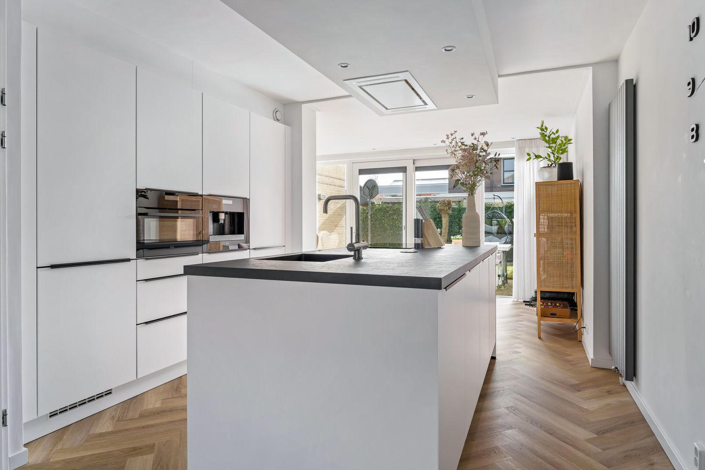 Foto 14 van Lijsterbeslaan 1