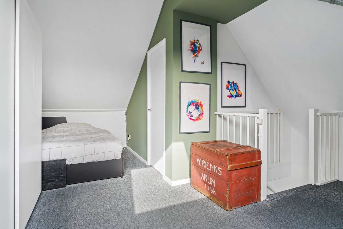 Foto 35 van Lijsterbeslaan 1