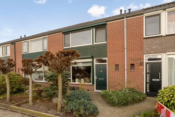 Photo 3 of Acacialaan 47