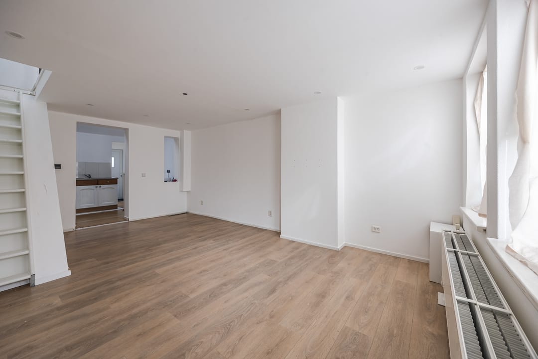 Photo 7 of Elleboog 3