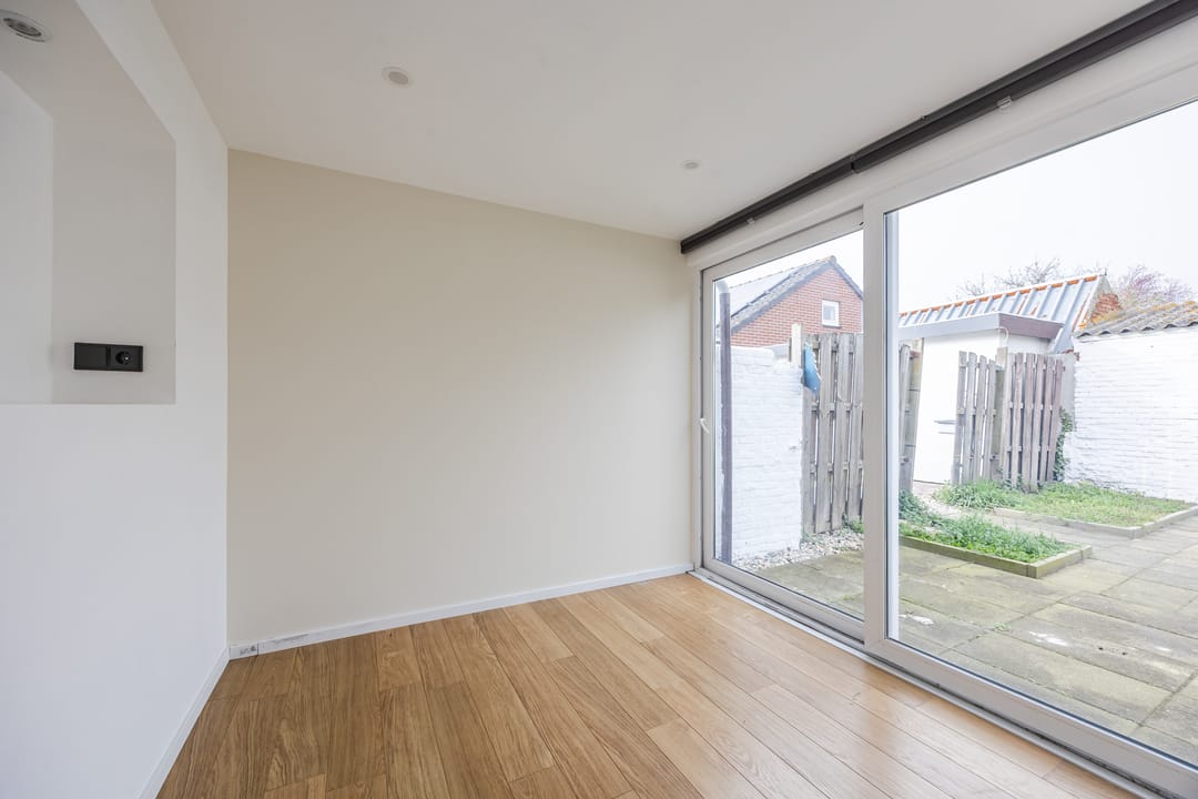 Photo 17 of Elleboog 3