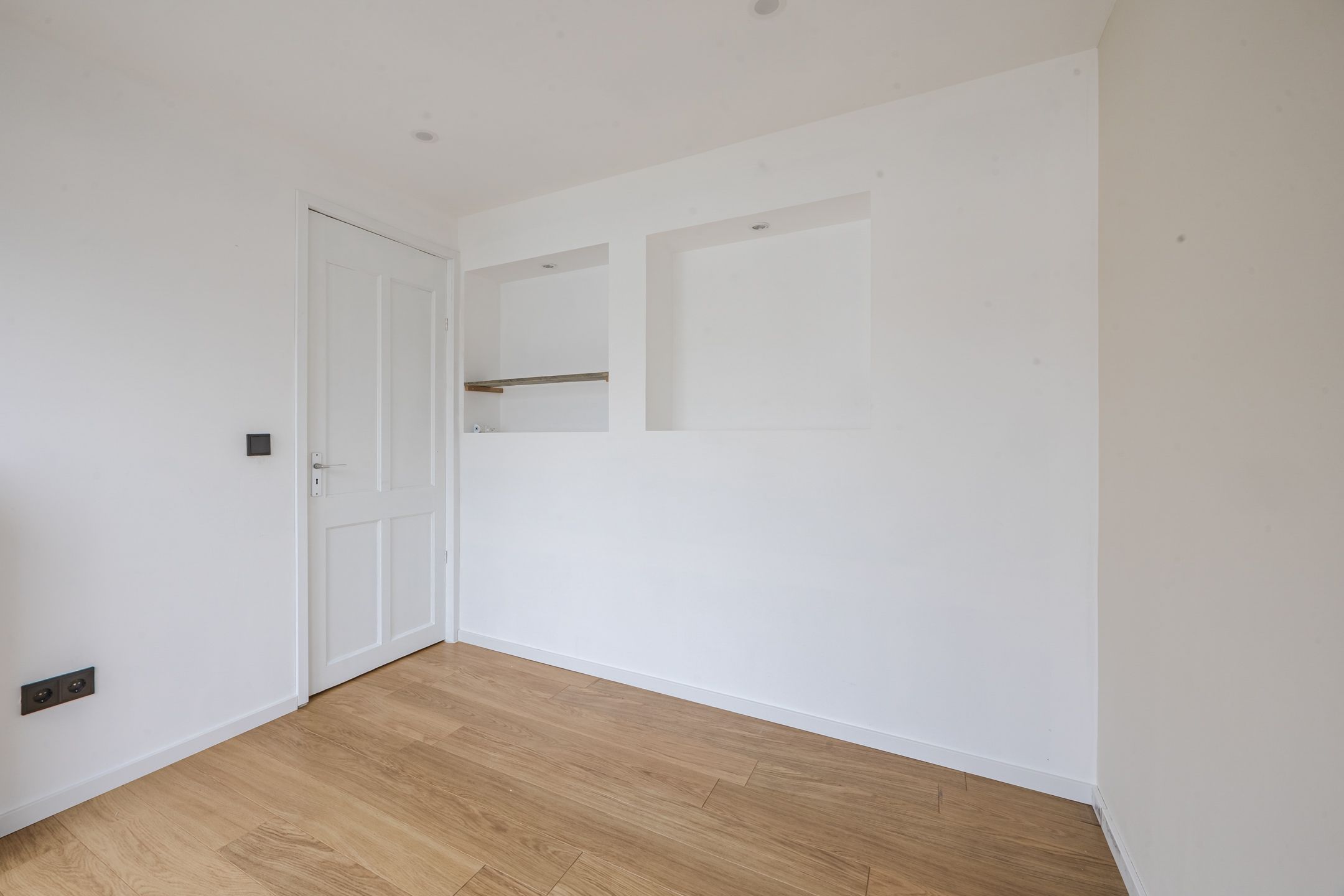 Photo 18 of Elleboog 3