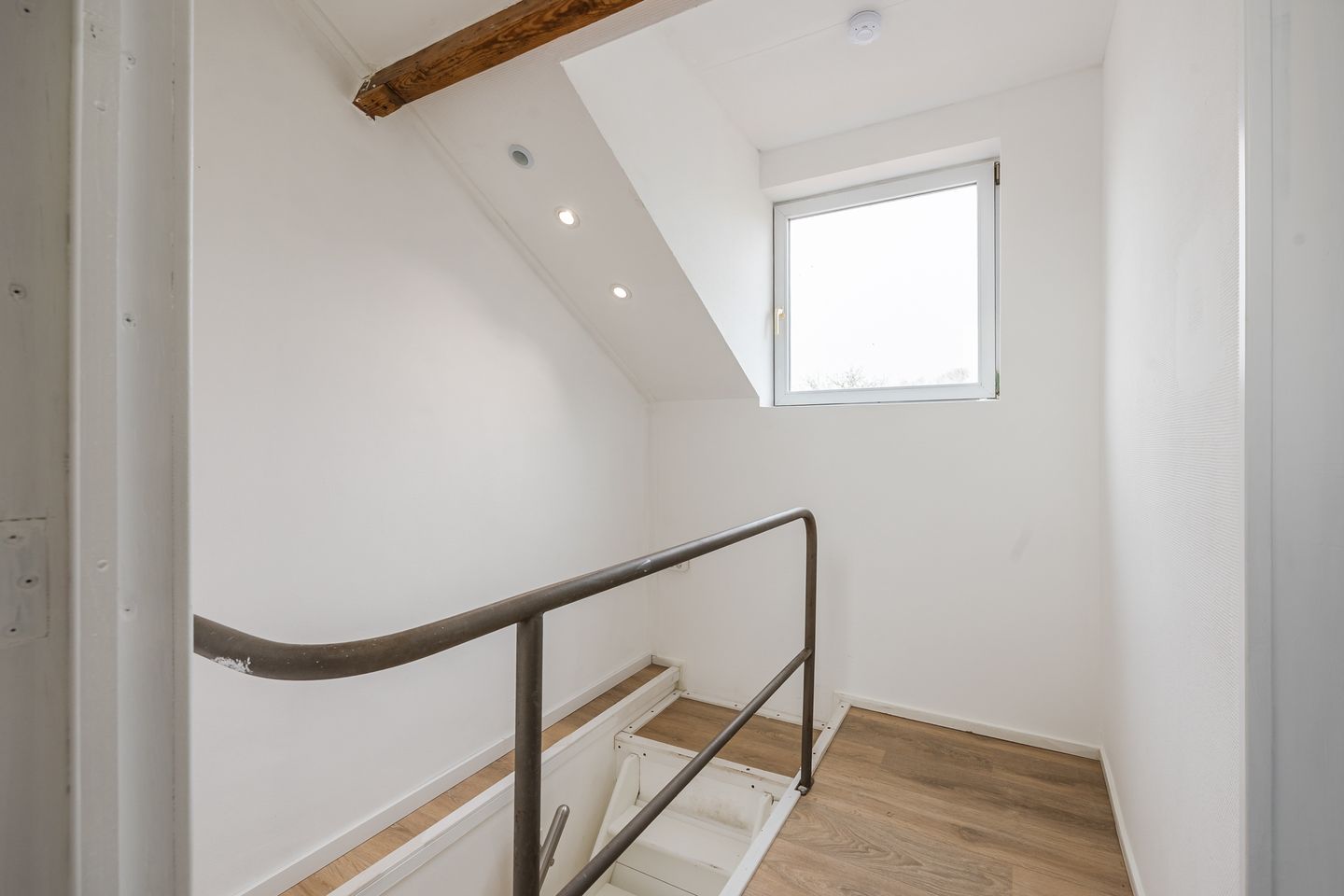 Photo 25 of Elleboog 3