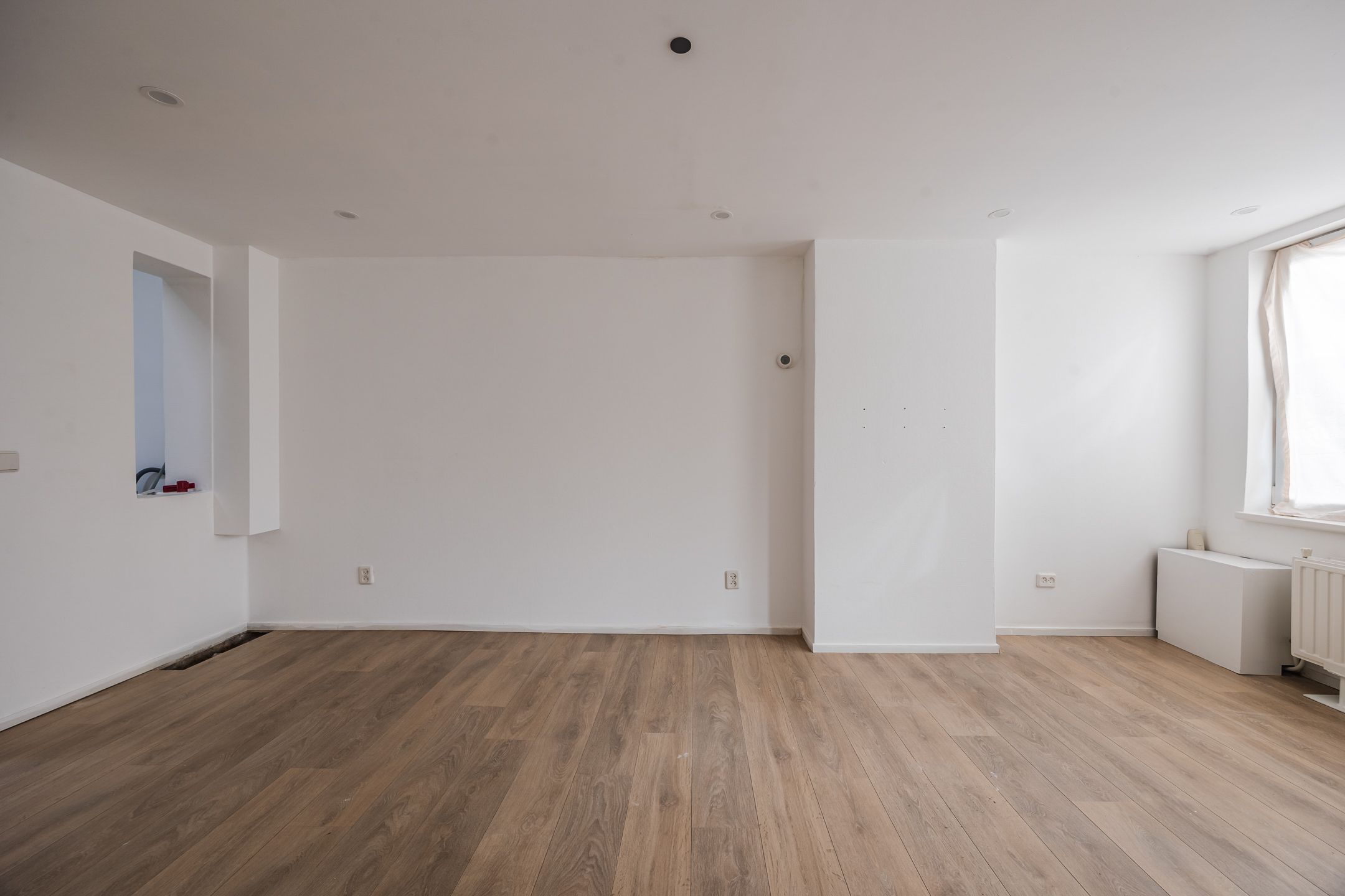 Photo 6 of Elleboog 3