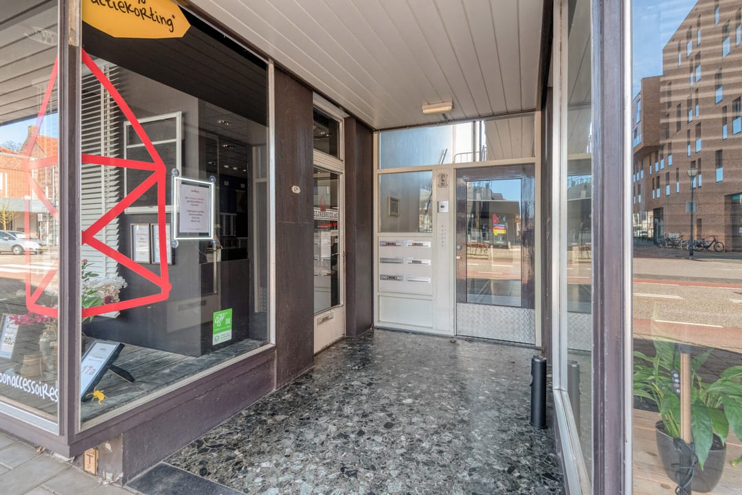 Photo 7 of Wilhelminastraat 25