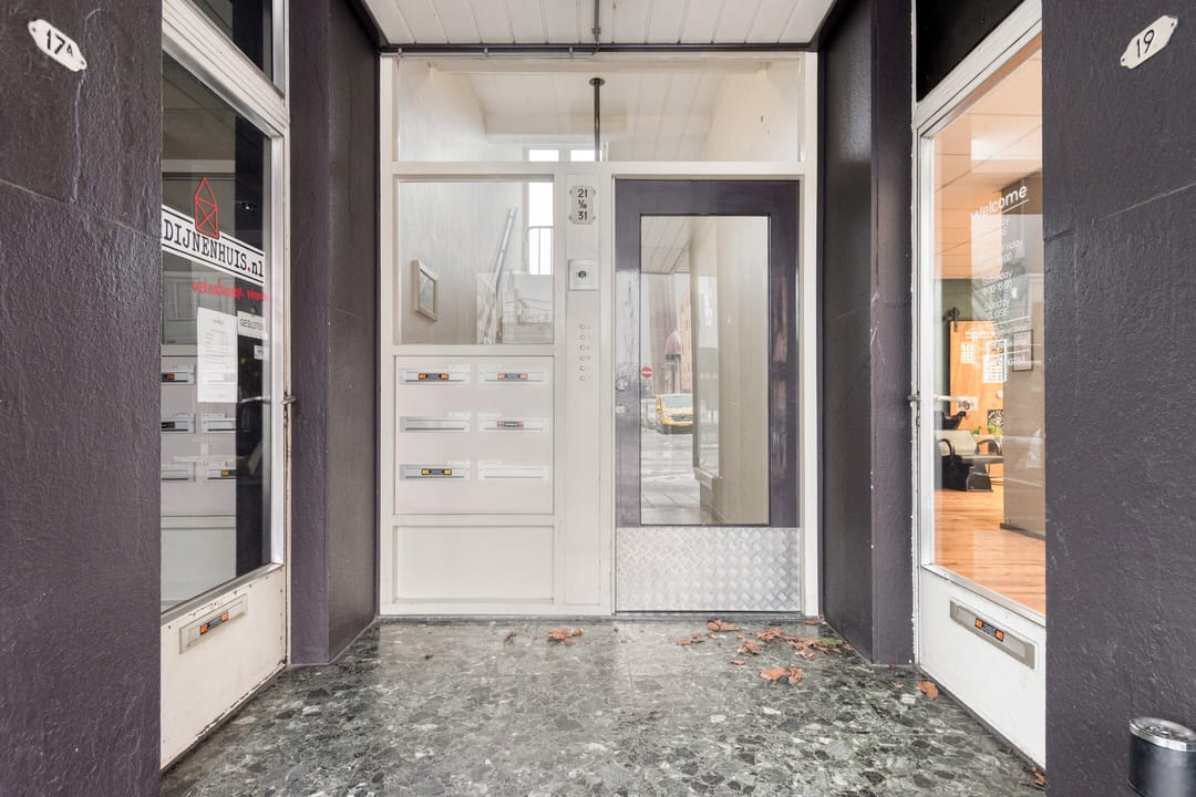 Photo 8 of Wilhelminastraat 25