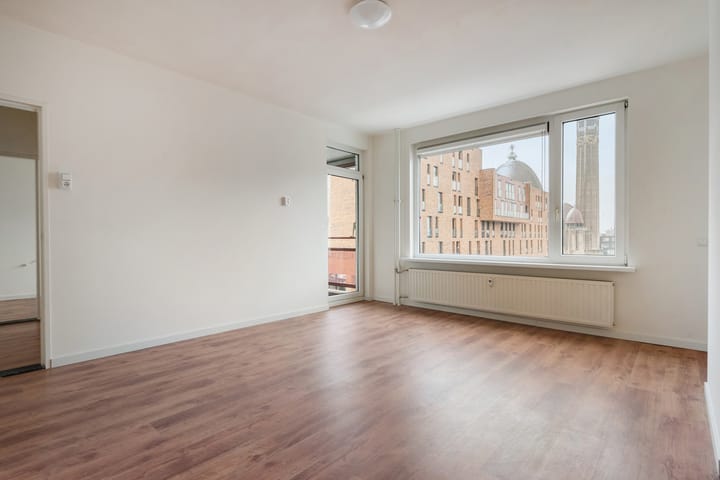 Photo 3 of Wilhelminastraat 25