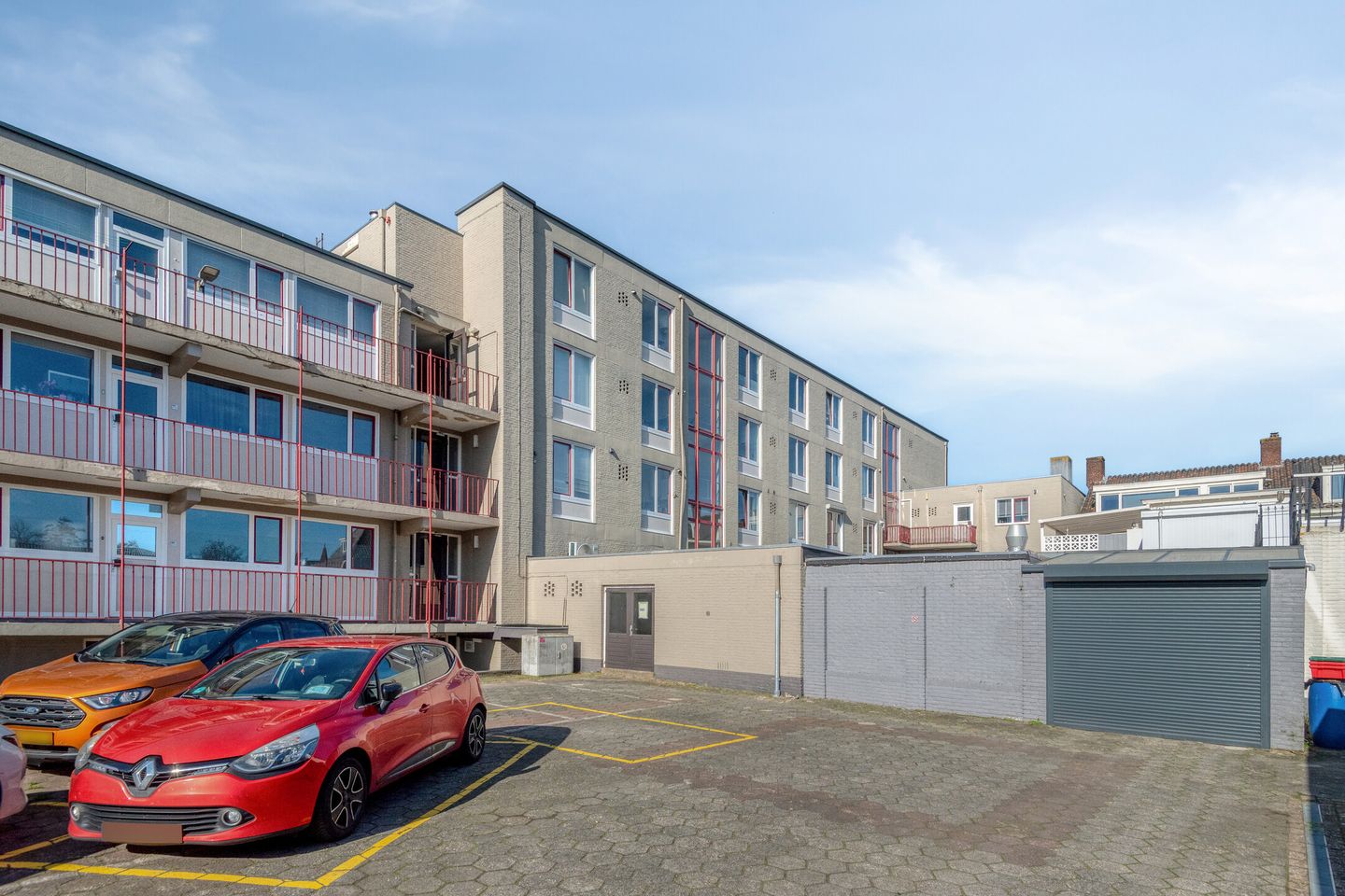 Photo 29 of Wilhelminastraat 25