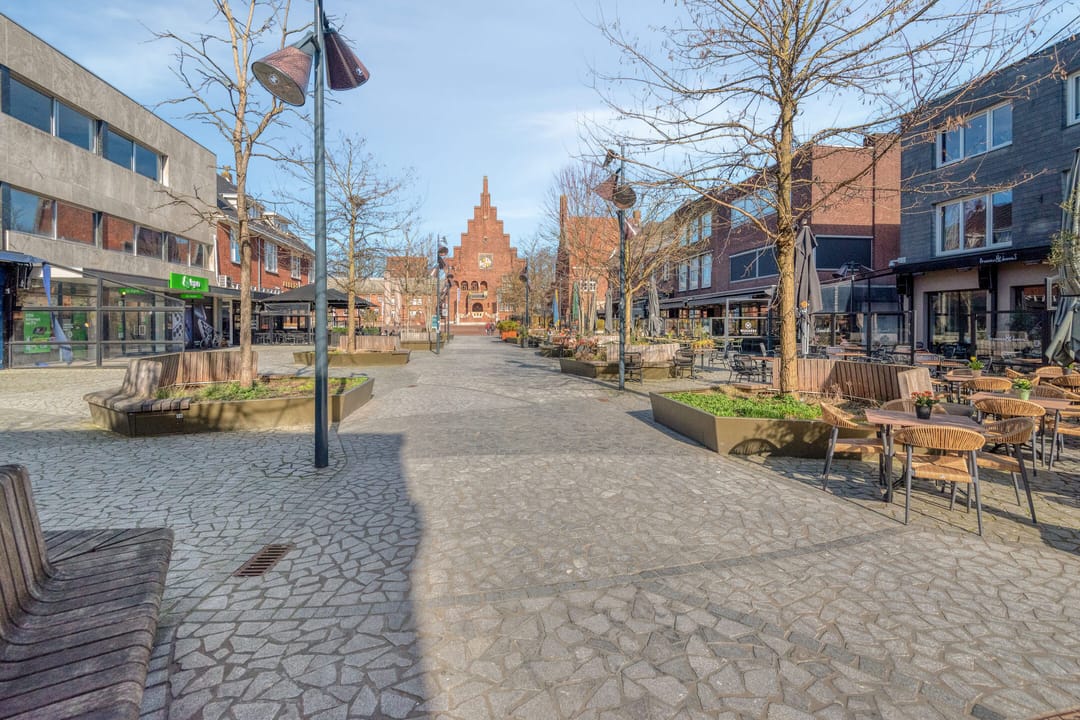 Photo 31 of Wilhelminastraat 25