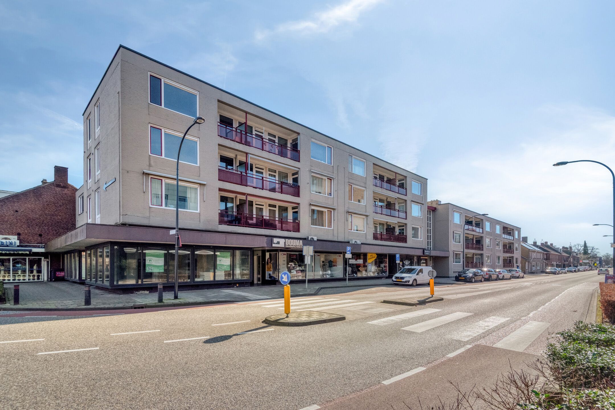 Photo 36 of Wilhelminastraat 25