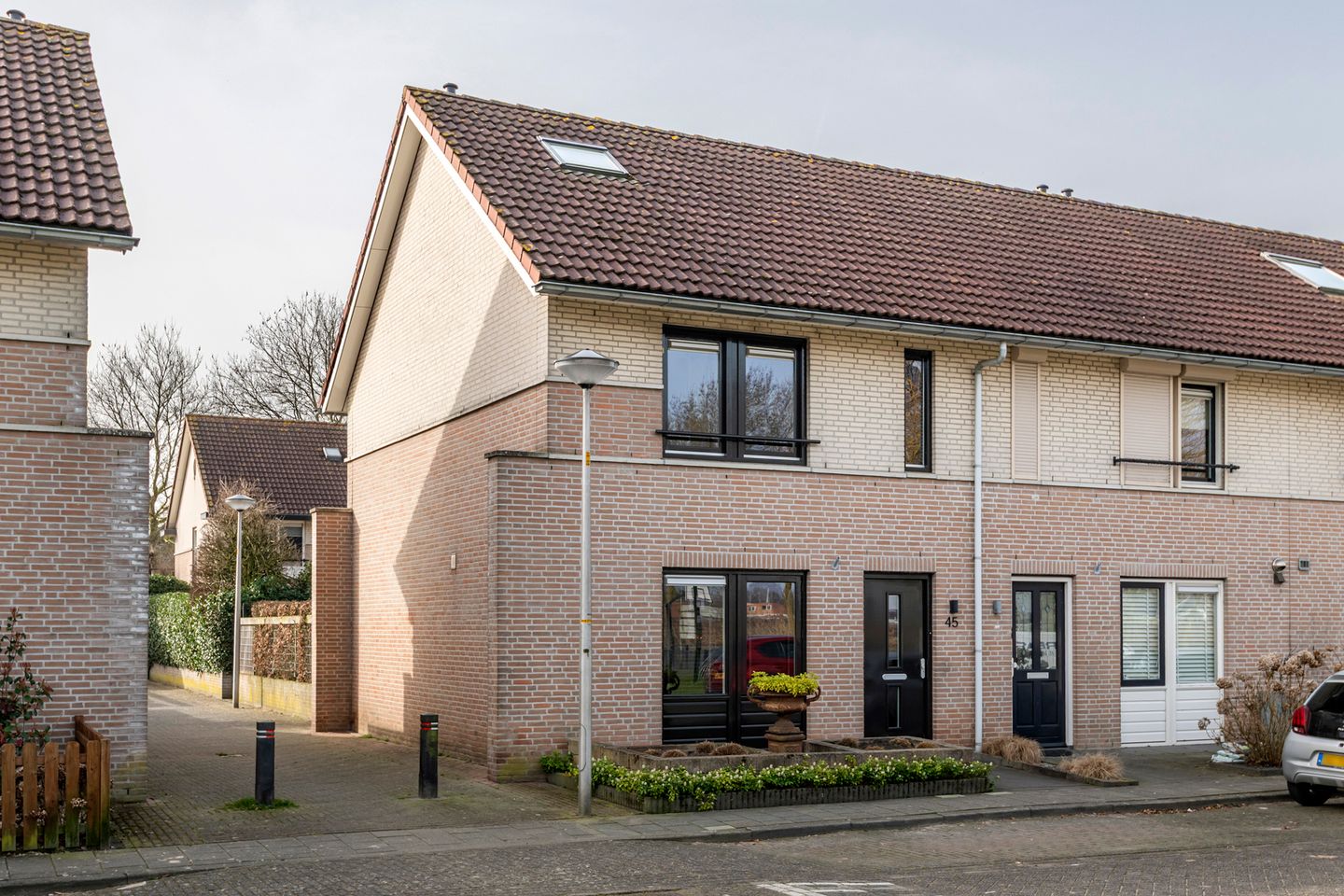 Foto 1 van A.H.H. Tolhuisenstraat 45