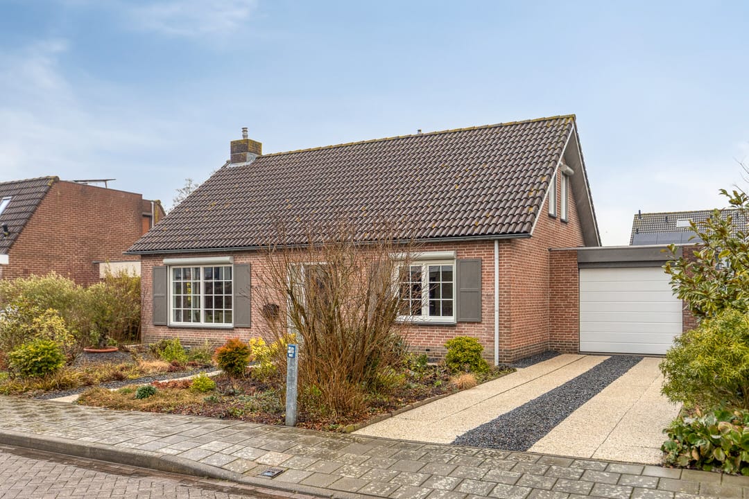 Photo 1 of Boterzandestraat 24-A