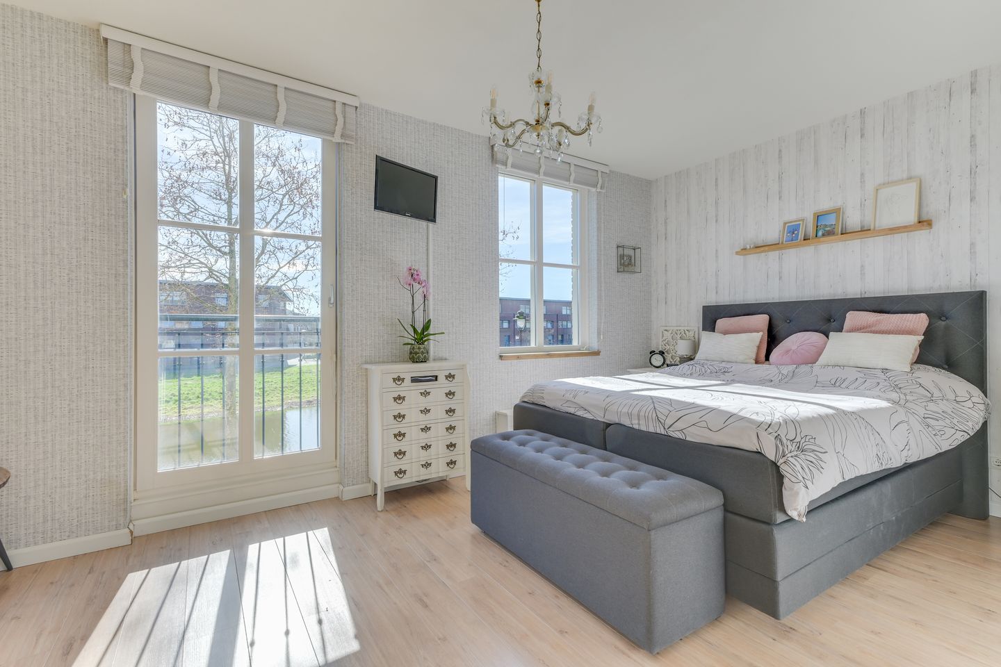 Foto 19 van Schrijverskwartier 13