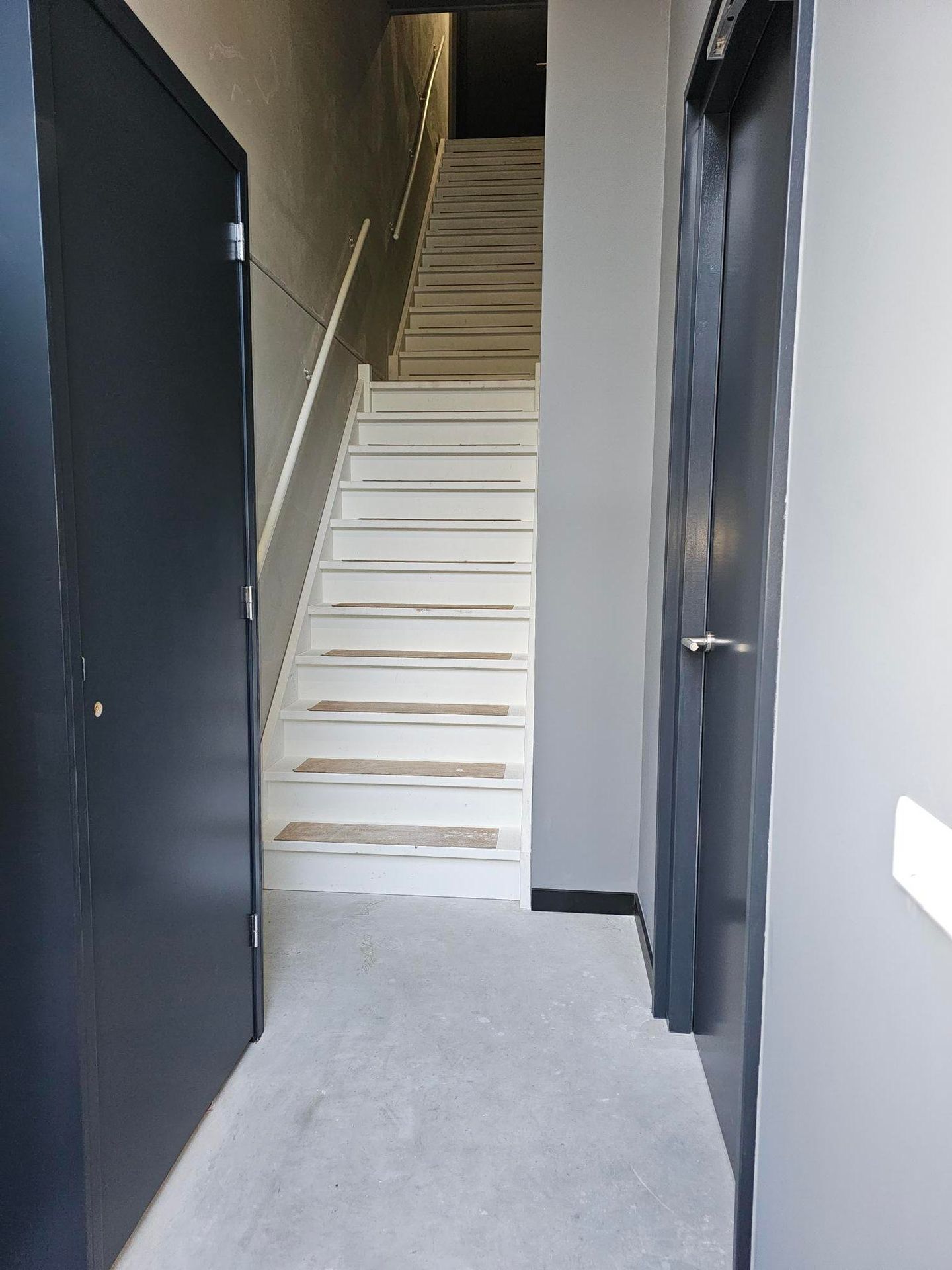 Bekijk foto 2 van Industrieweg 12-a