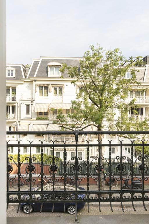 Foto 5 van Van Eeghenlaan 12-1