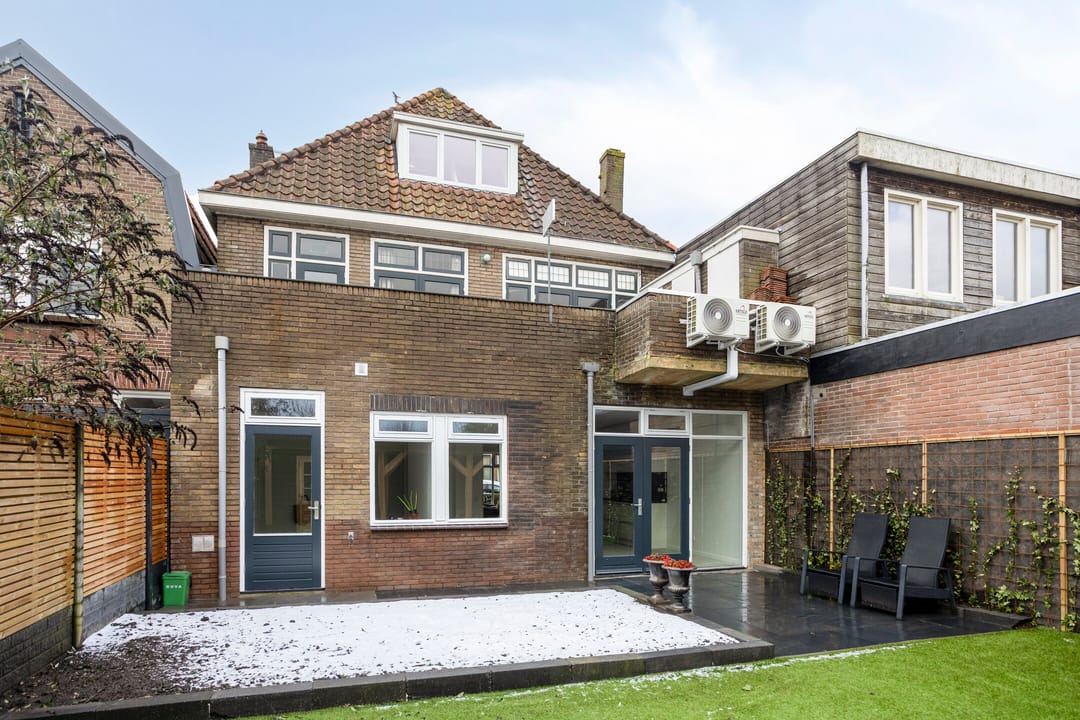 Unique divided mansion with garden and roof terrace in Assendorp — 21