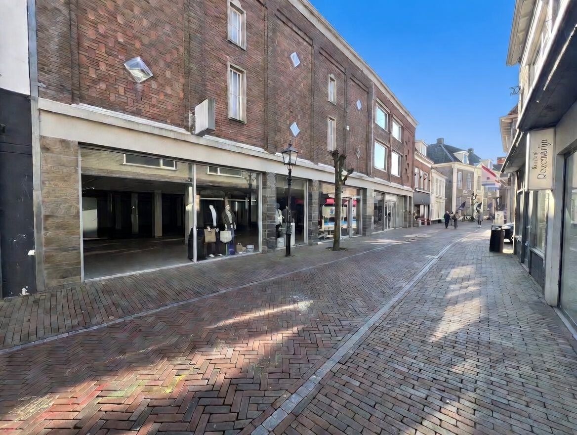 Bekijk foto 1 van Donkerstraat 12-14