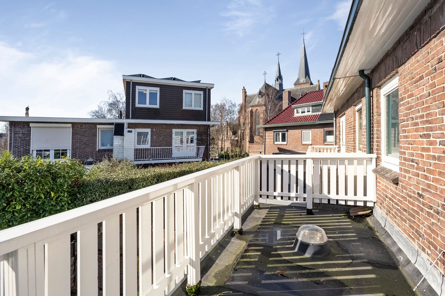 Spacious 1930s semi-detached house with deep backyard and garage — 47