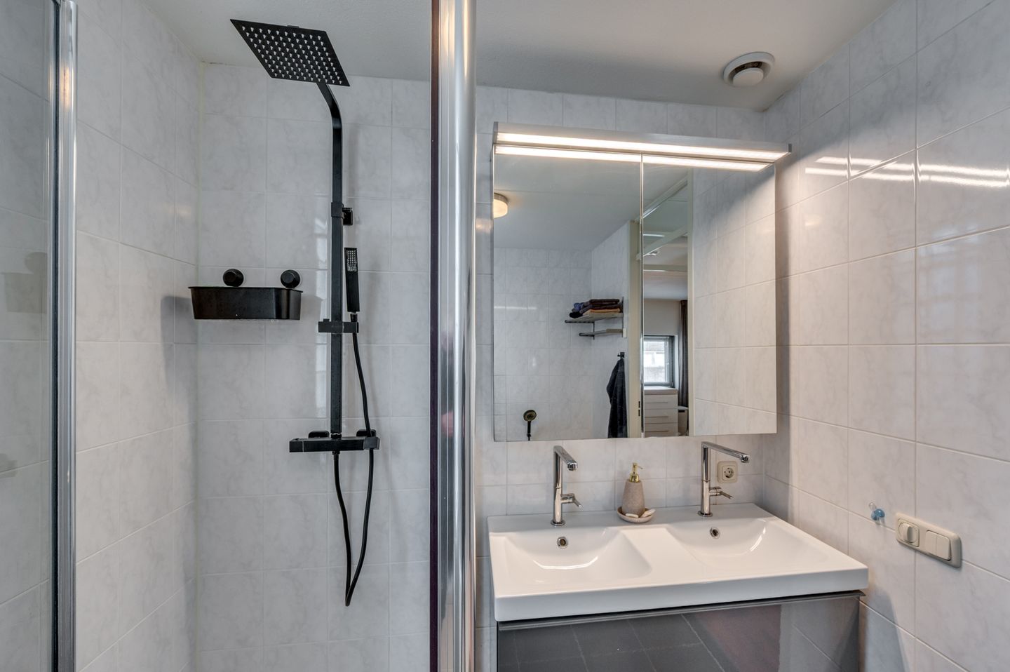 Foto 34 van Jean Monnetstraat 19