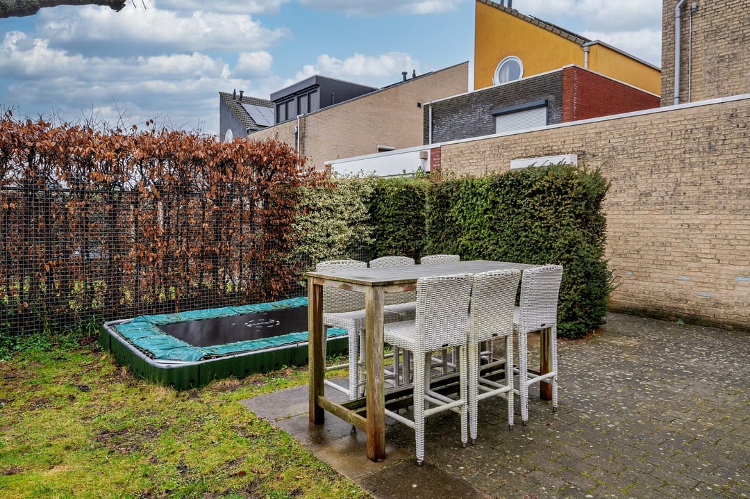 Foto 47 van Jean Monnetstraat 19