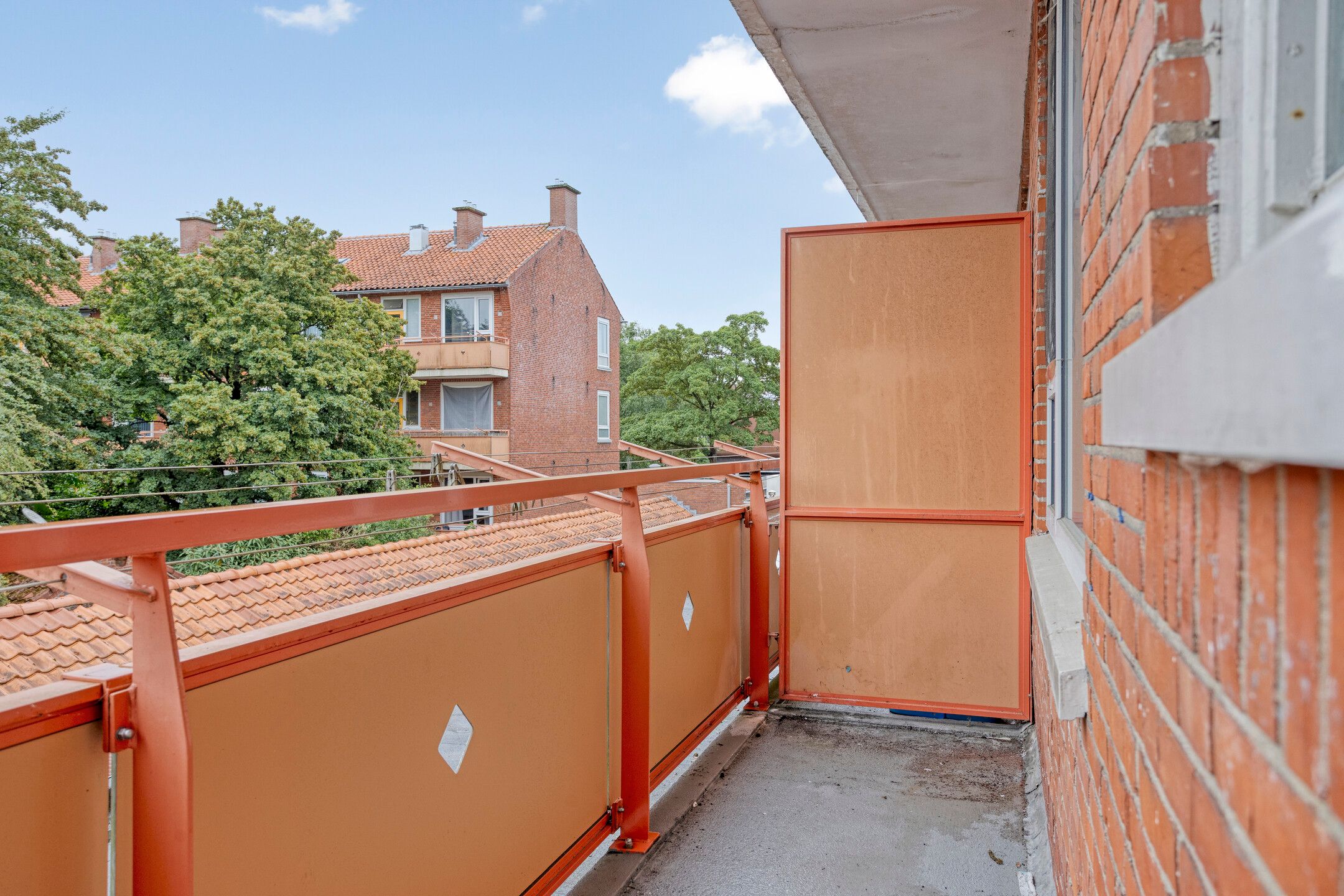 Photo 6 of Floresstraat 9-A