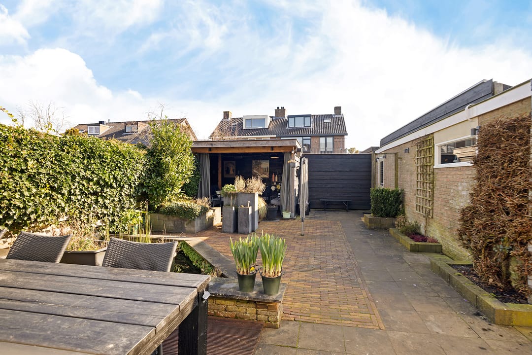 Photo 32 of Van Assendelftlaan 15