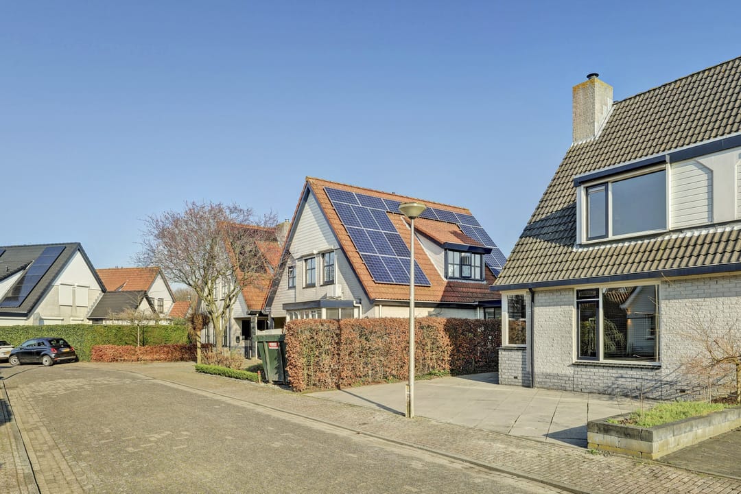 Foto 8 van Arnold van Lieropstraat 54