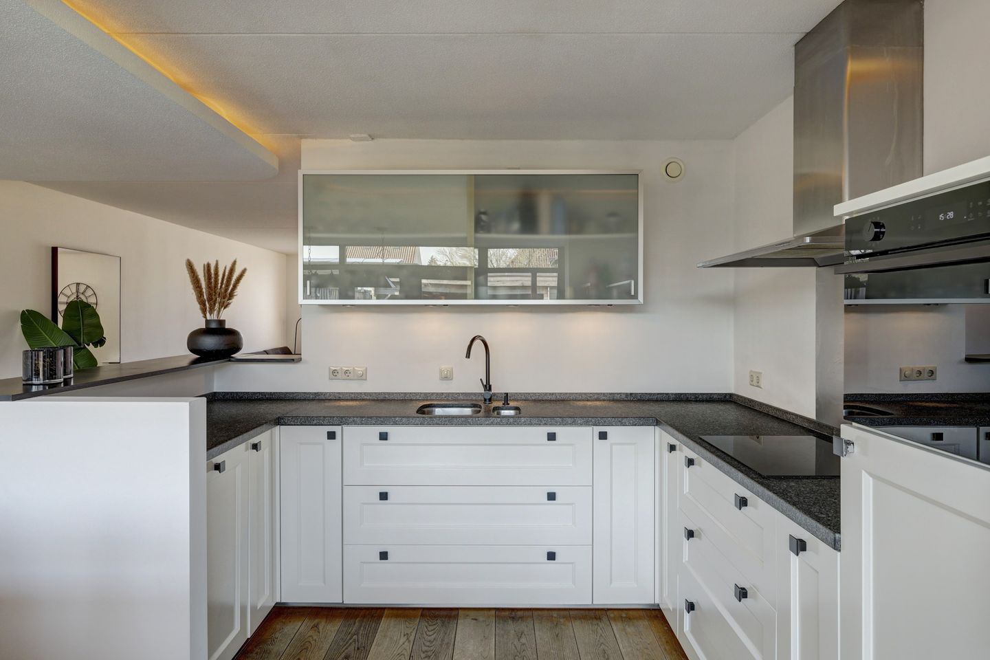 Foto 20 van Arnold van Lieropstraat 54