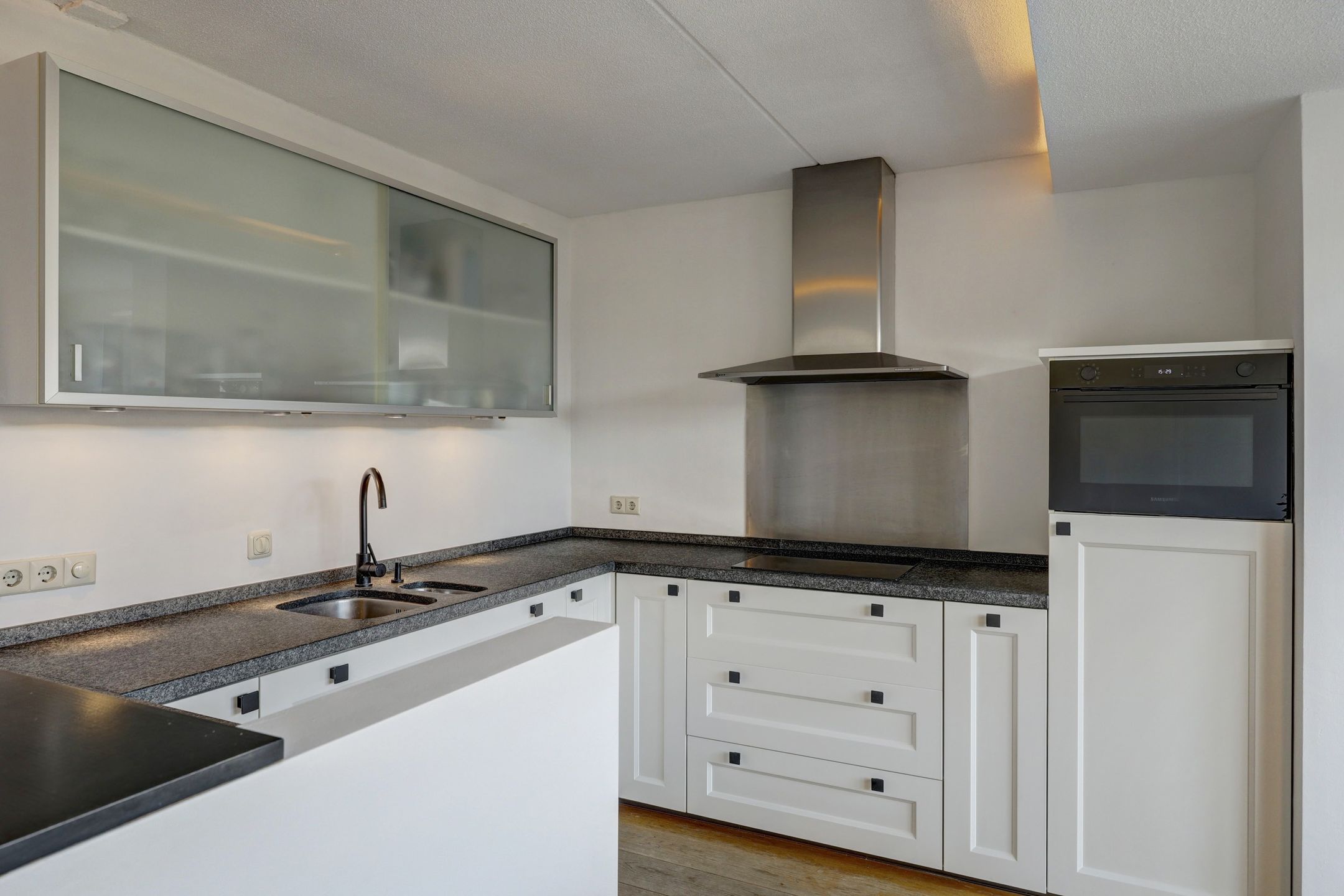 Foto 21 van Arnold van Lieropstraat 54