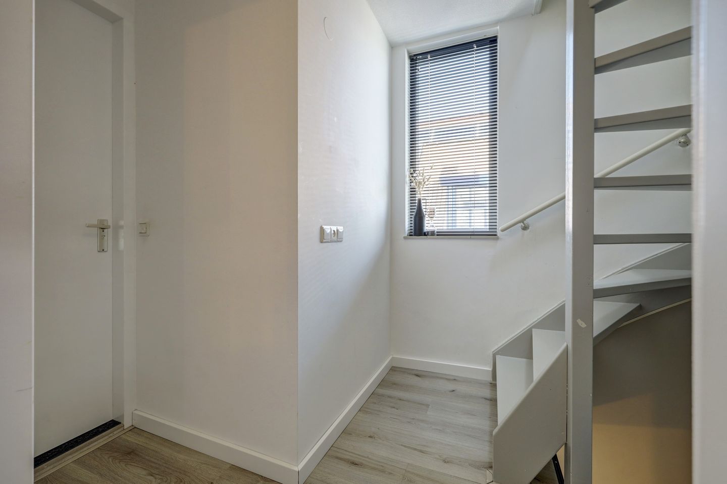 Foto 25 van Arnold van Lieropstraat 54