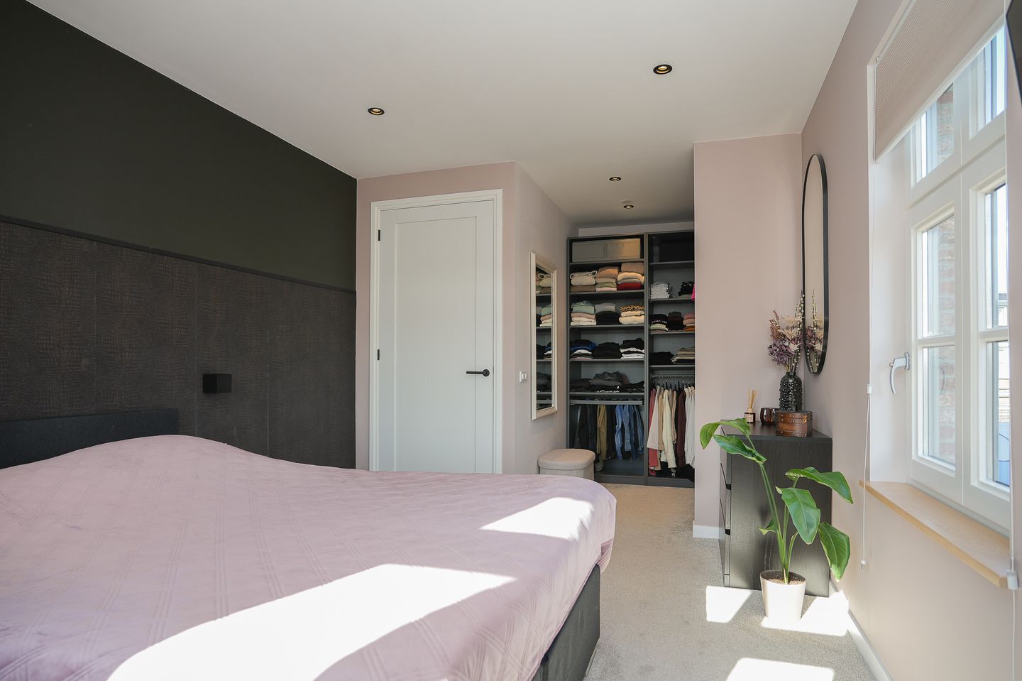 Photo 25 of van Heemstraweg 84-02