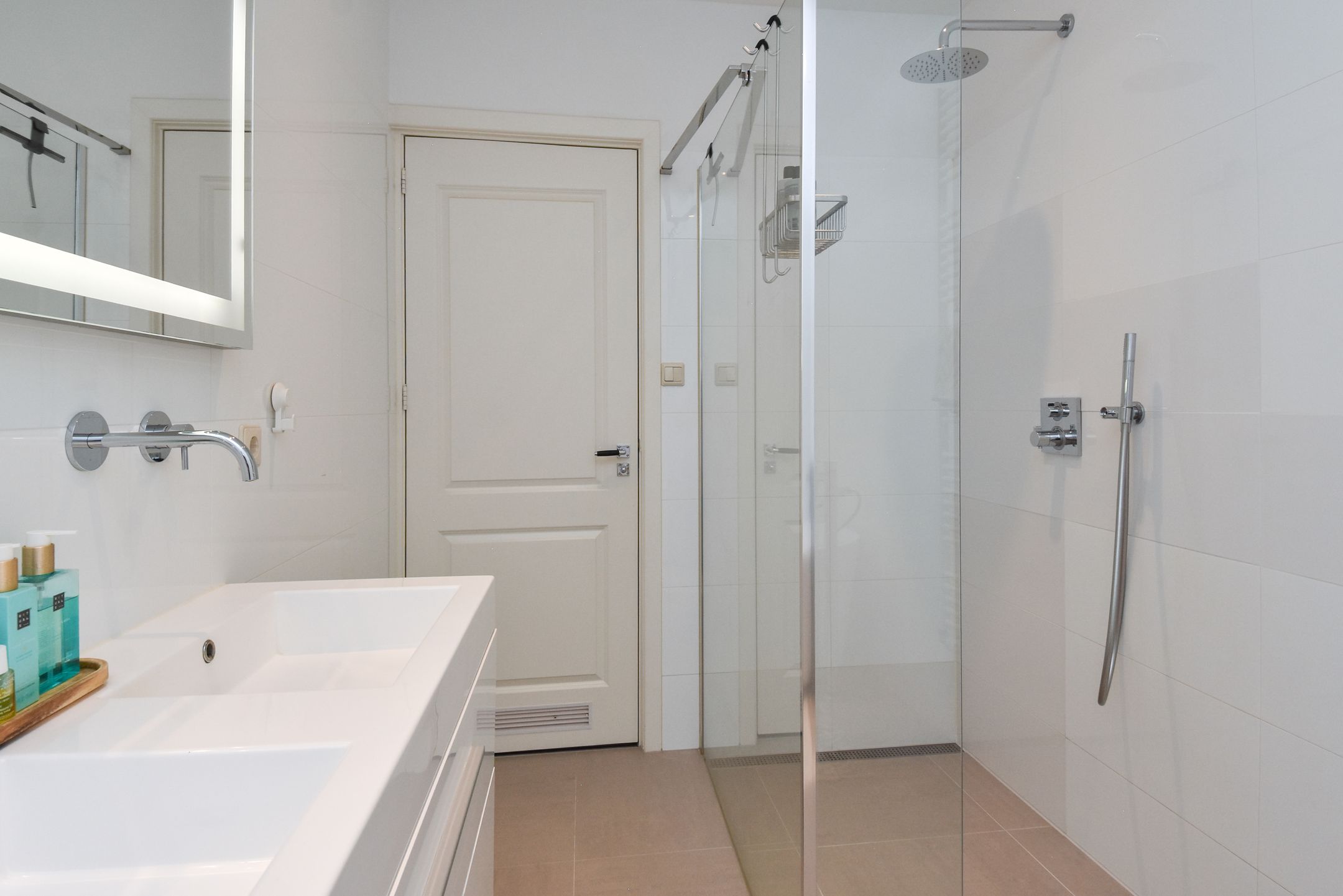 Foto 42 van Columbusstraat 24