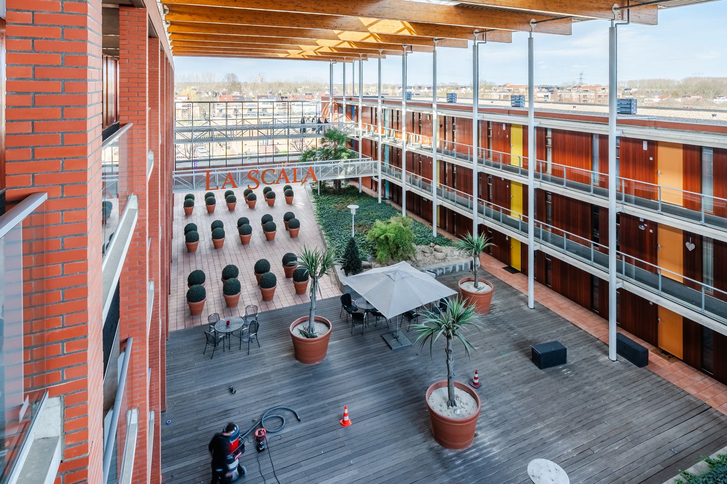 Photo 34 of Ouverture 46