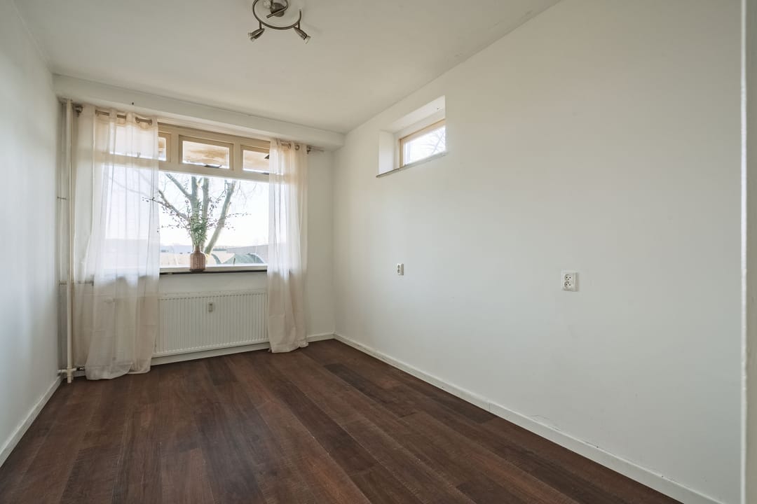 Spacious 4-Room Apartment in Green Wageningen Surroundings with Sustainability Upgrades — 12