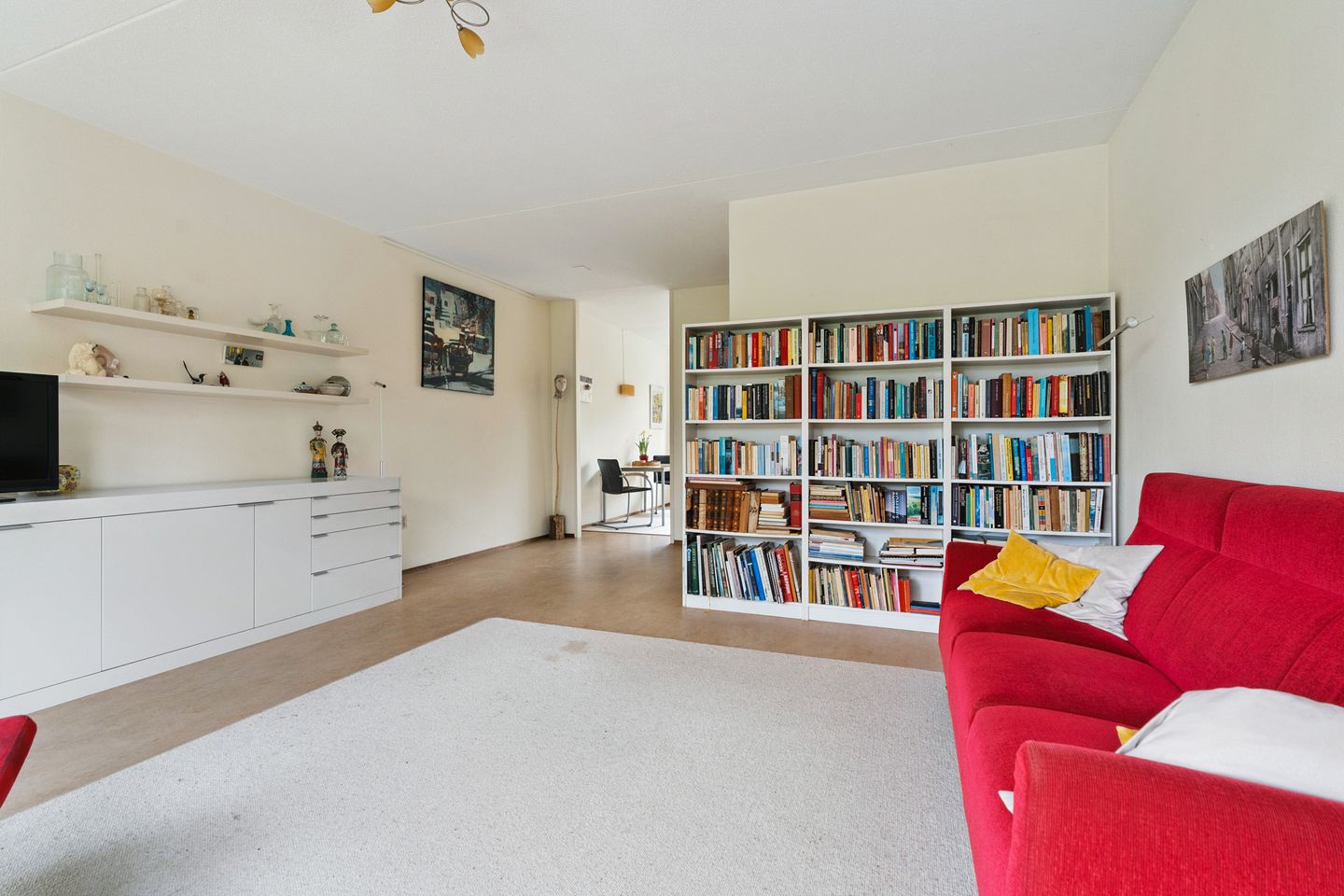 Photo 10 of Moeflonstraat 39