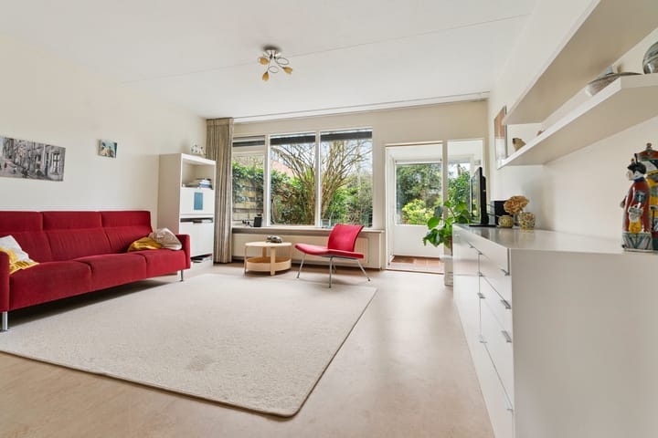 Photo 2 of Moeflonstraat 39