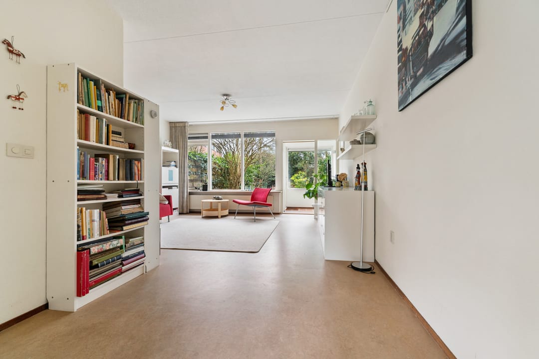 Photo 11 of Moeflonstraat 39