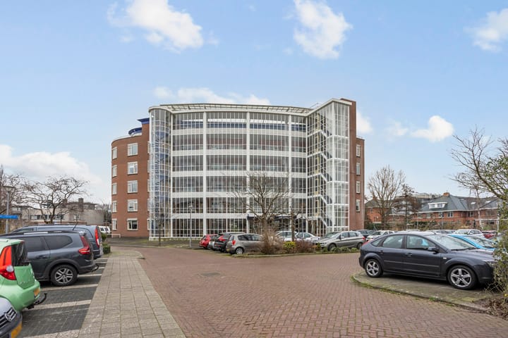 Foto 3 van Bram Limburgstraat 136