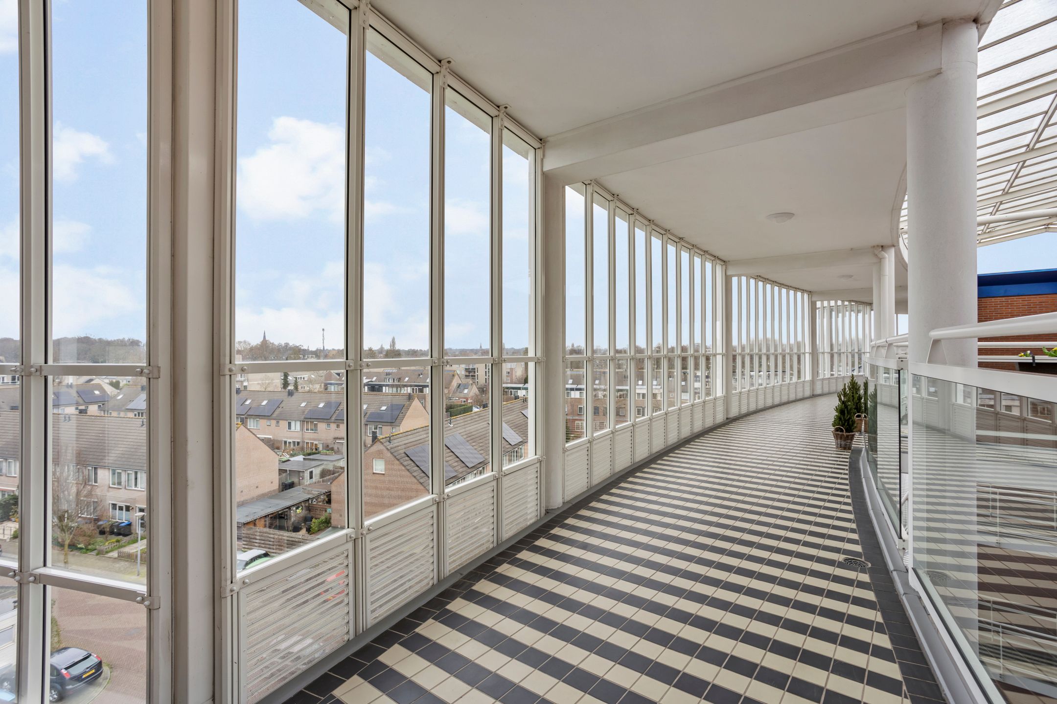 Foto 36 van Bram Limburgstraat 136