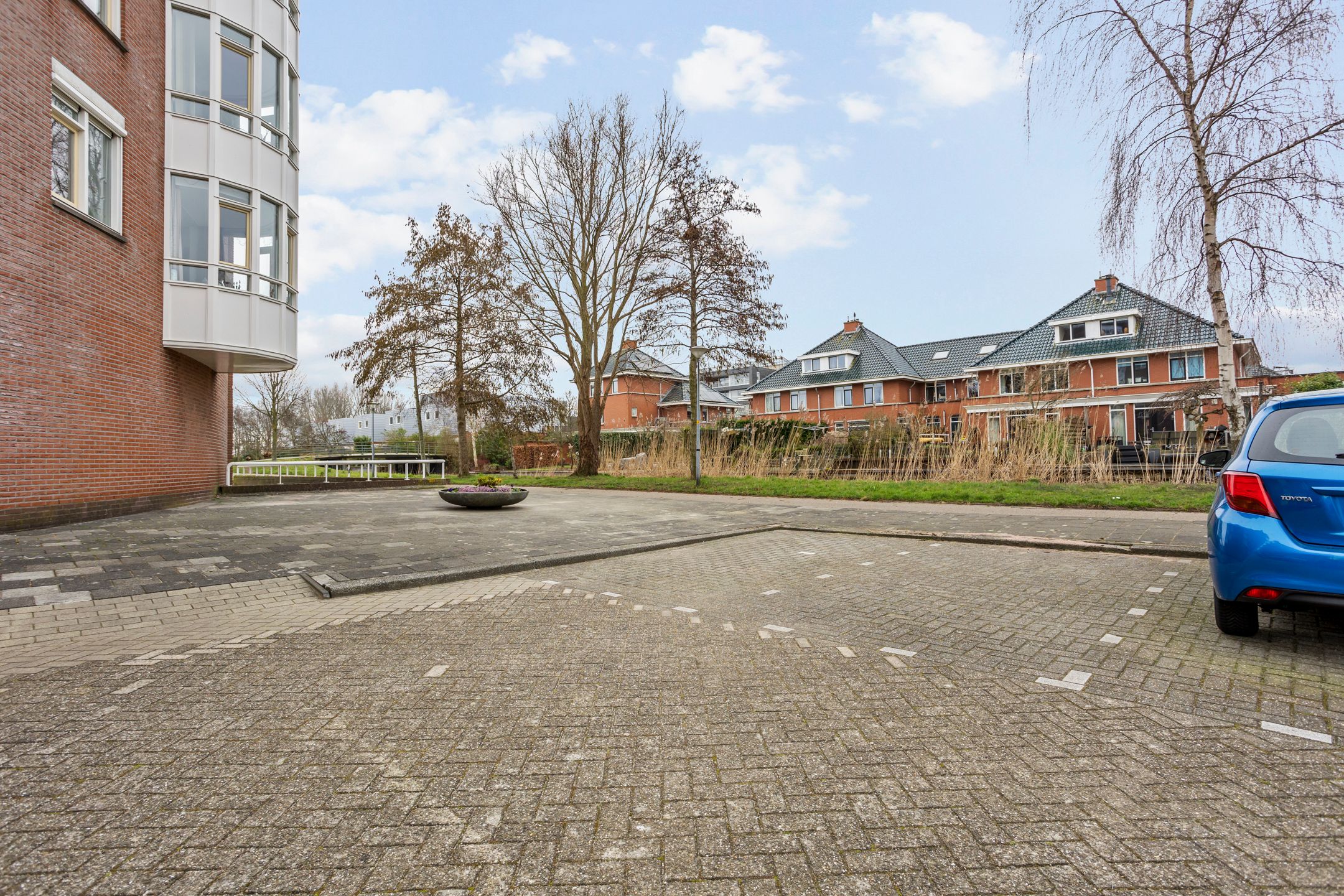 Foto 42 van Bram Limburgstraat 136