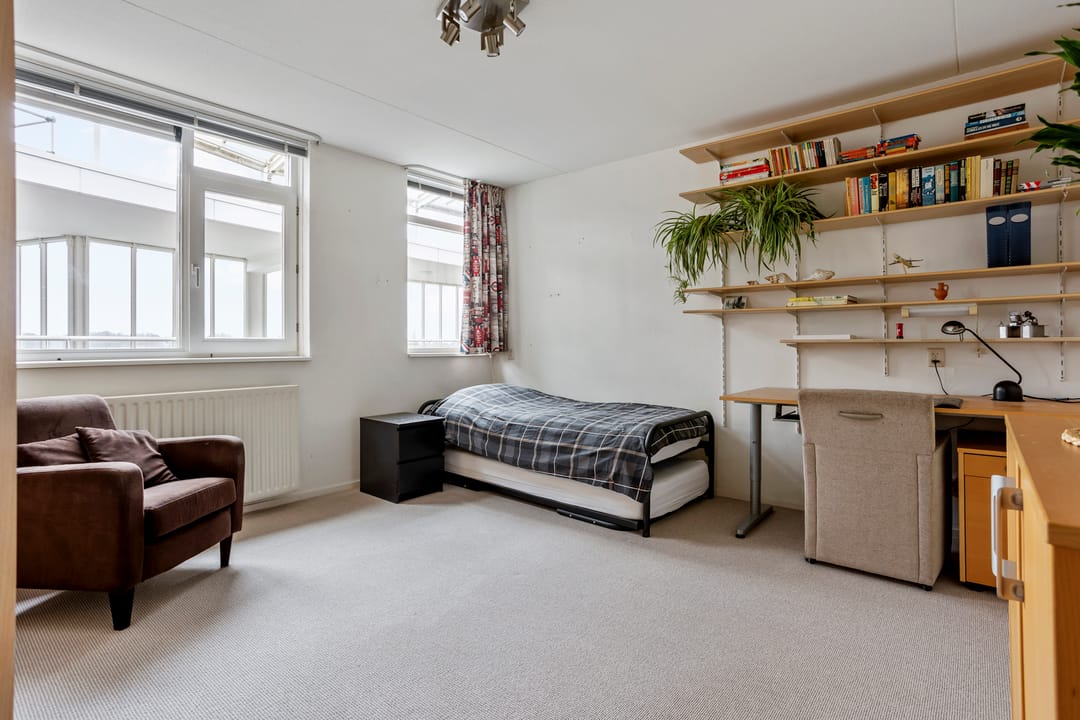 Foto 31 van Bram Limburgstraat 136