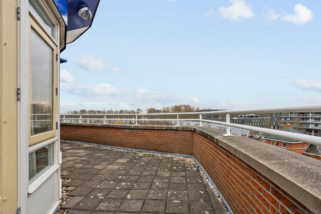 Foto 17 van Bram Limburgstraat 136