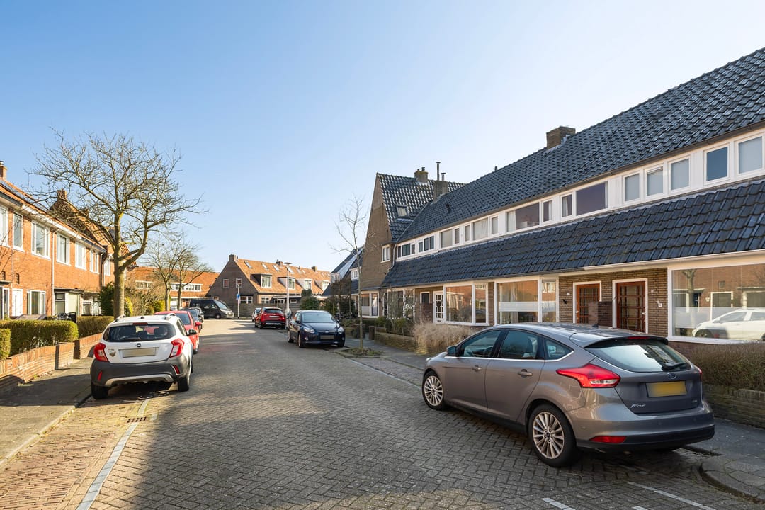 Photo 46 of Arumerstraat 17