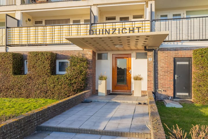 Photo 5 of Cort van der Lindenstraat 2-F28