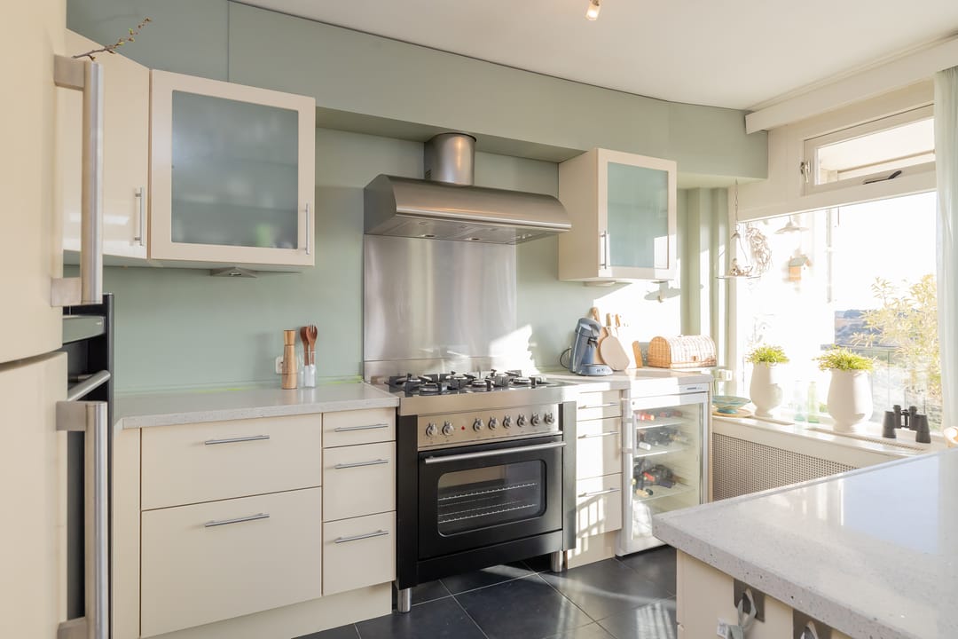 Spacious Corner Maisonette with Panoramic Dune Views — 12