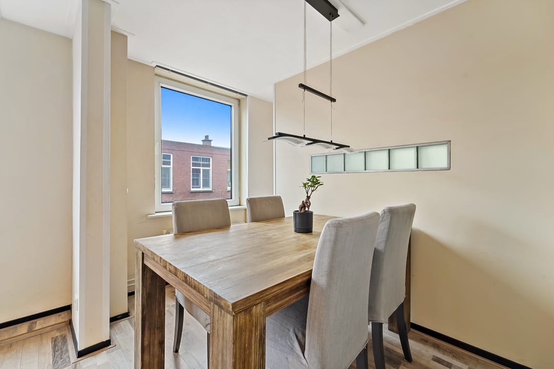 Foto 11 van Hendrik Zwaardecroonstraat 196