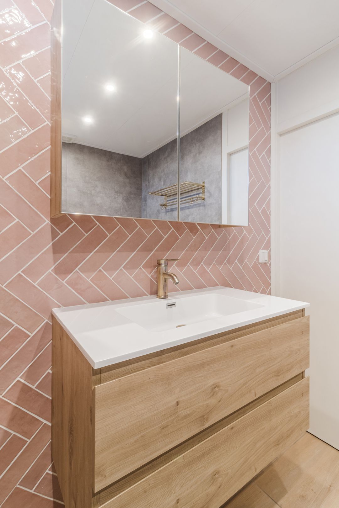 Photo 26 of Beveland 1