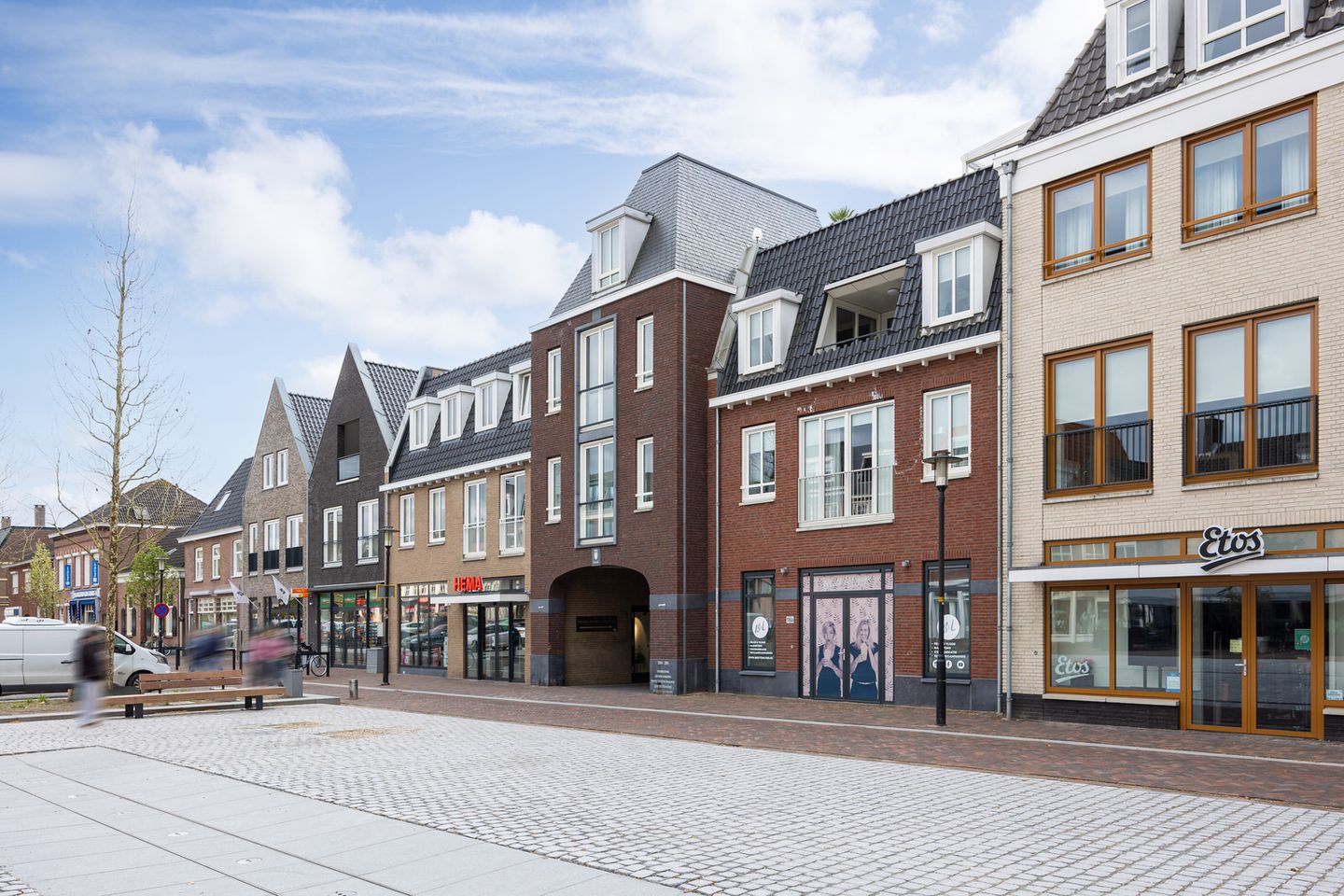 View photo 1 of Mgr. Zwijsenplein 16-a