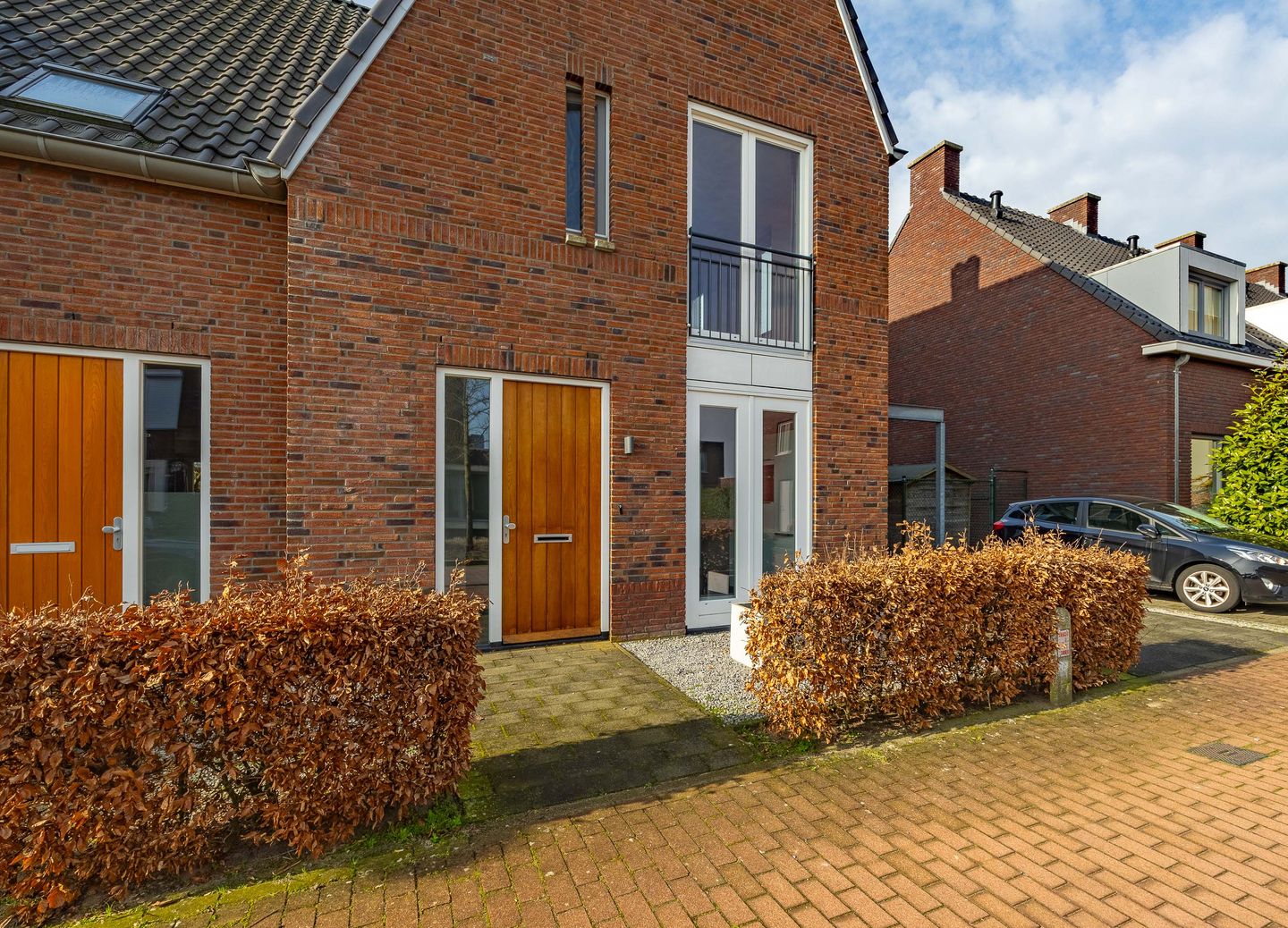 Photo 5 of Adelaar 35